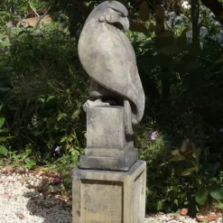 Statues & Sculptures Eagles|Modern^Eagle on Plain Pedestal Modern Stone Garden Statue