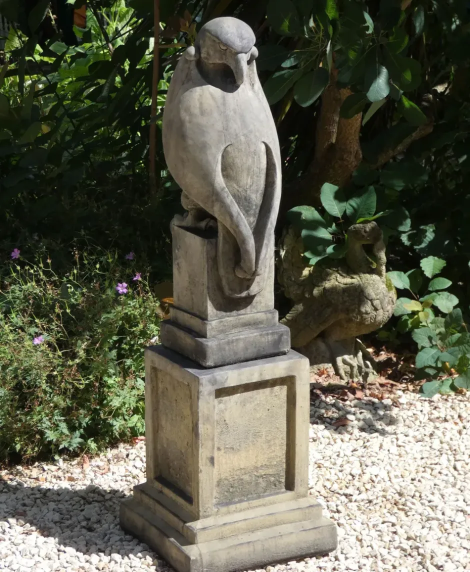 Statues & Sculptures Eagles|Modern^Eagle on Plain Pedestal Modern Stone Garden Statue
