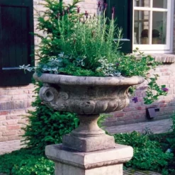 Statues & Sculptures Large|Round^Edwardian Stone Garden Planter