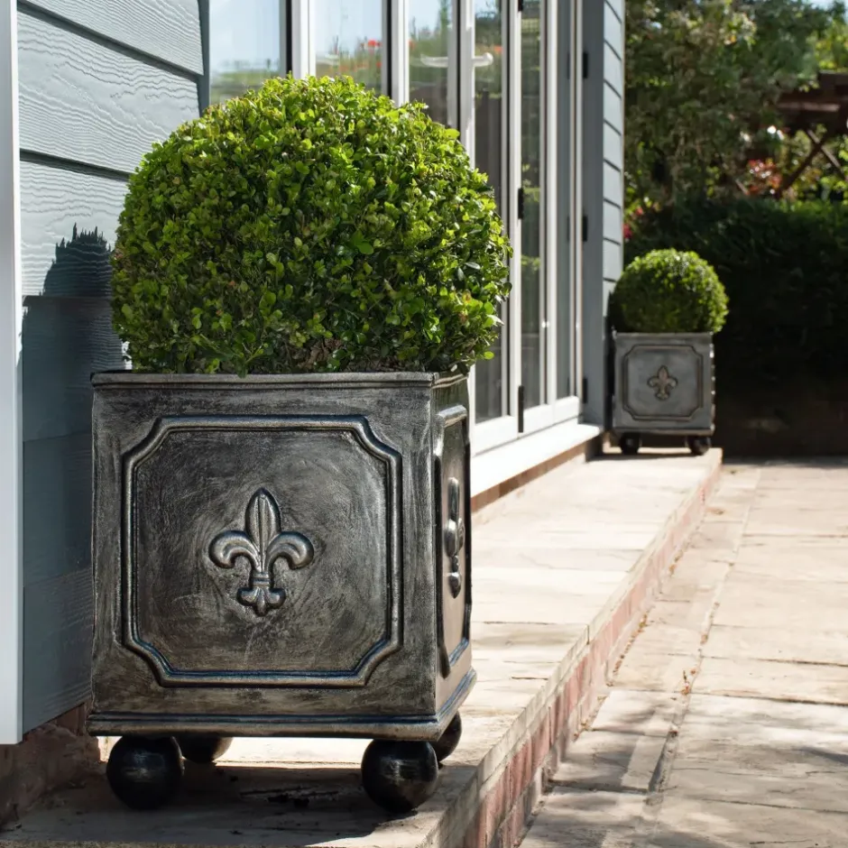 Statues & Sculptures Square^Fleur-De-Lis Metal Garden Planter