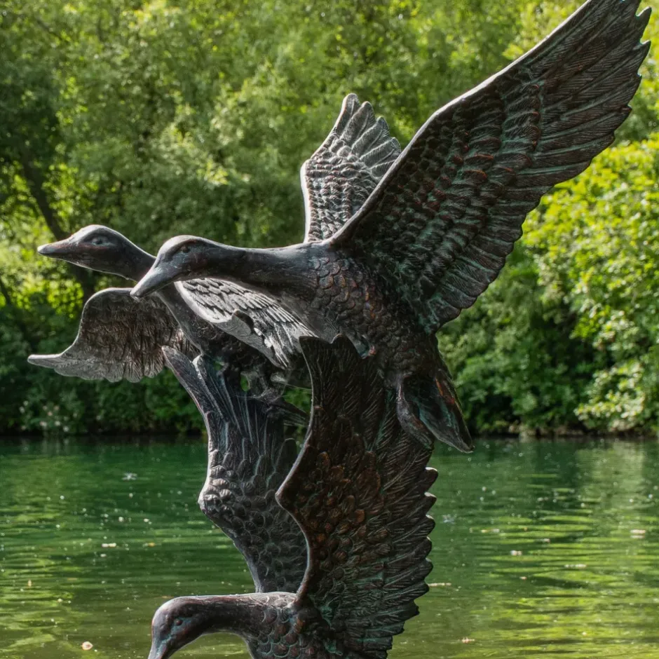Statues & Sculptures Ducks^Flying Ducks 82cm Bronze Metal Garden Statue