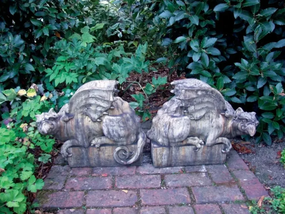 Statues & Sculptures Griffins^Gothic Griffins Stone Garden Ornaments