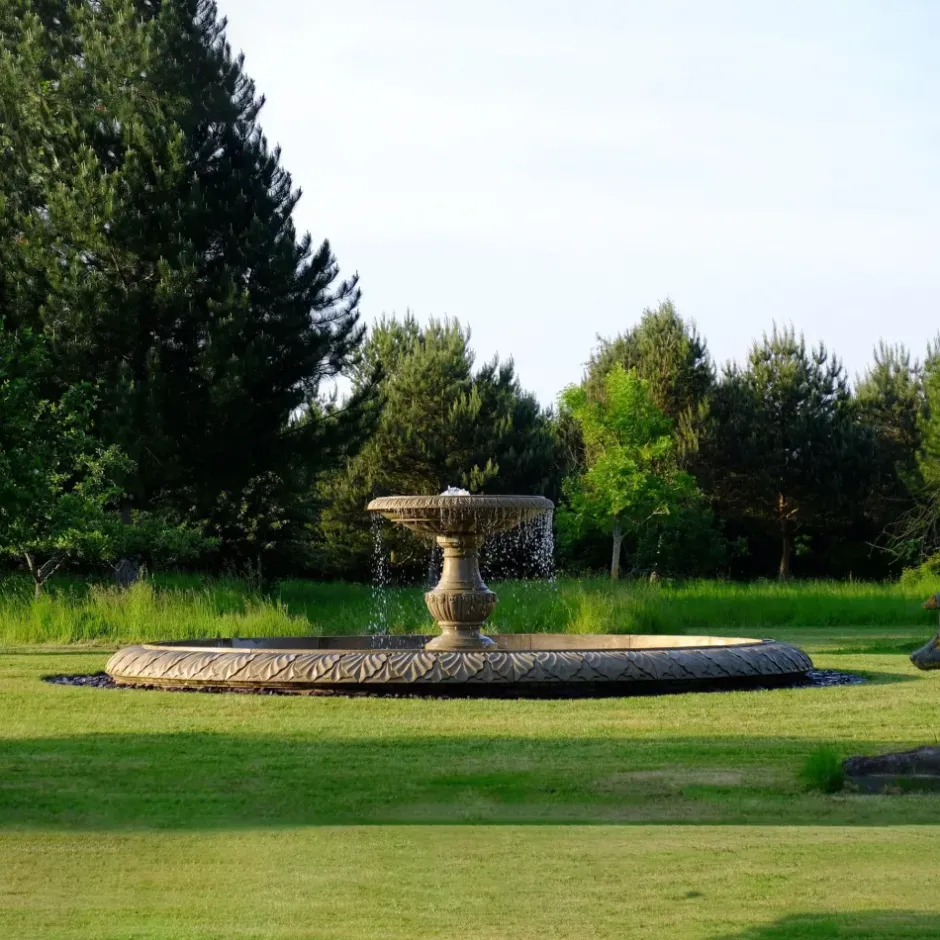 Statues & Sculptures Water Features^Grand Single Tier 4m Sandstone Stone Water Fountain Feature
