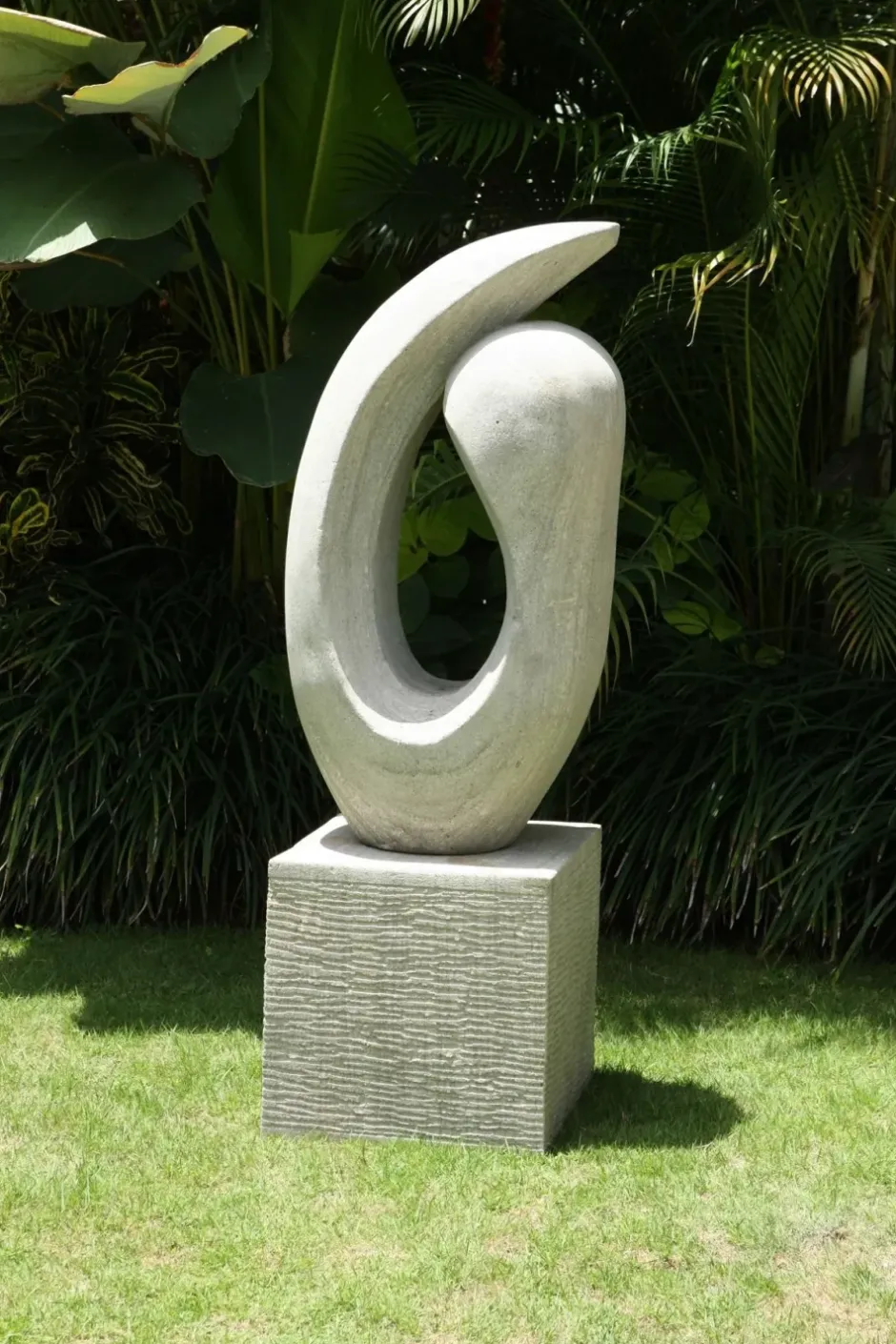 Statues & Sculptures Contemporary^Perplexity Contemporary Stone Garden Sculpture