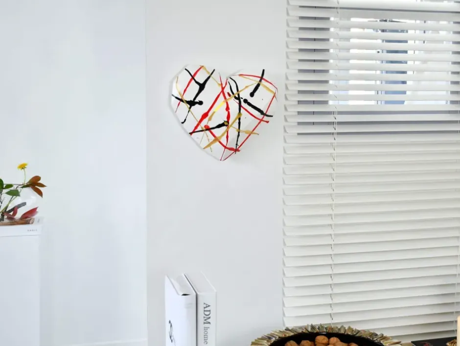 Statues & Sculptures Low Poly|Wall Art^Polygon Love 26cm Multicolour Resin Wall Sculpture