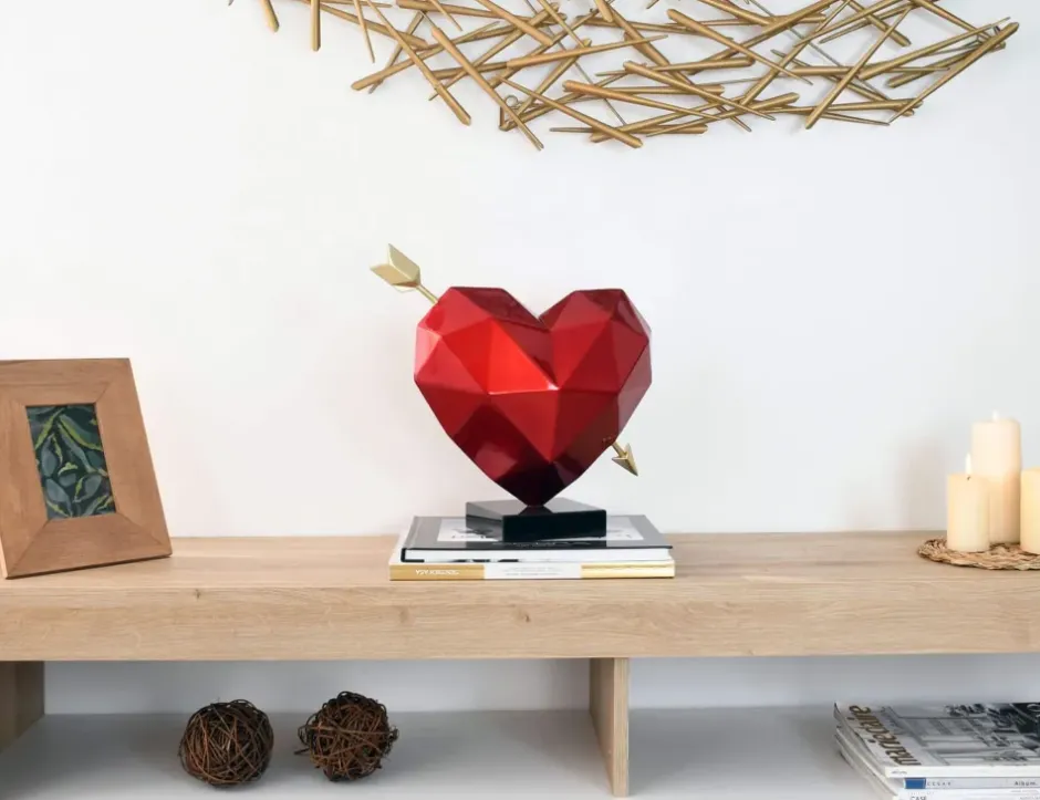 Statues & Sculptures Table Top|Low Poly^Polygon Love 36cm Red Resin Indoor Sculpture