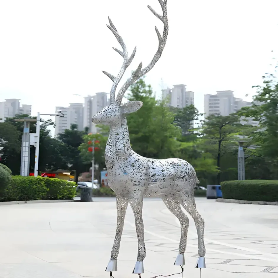 Statues & Sculptures Wildlife|Stags & Deers^Starlight Stag 212cm LED Silver Metal Garden Sculpture
