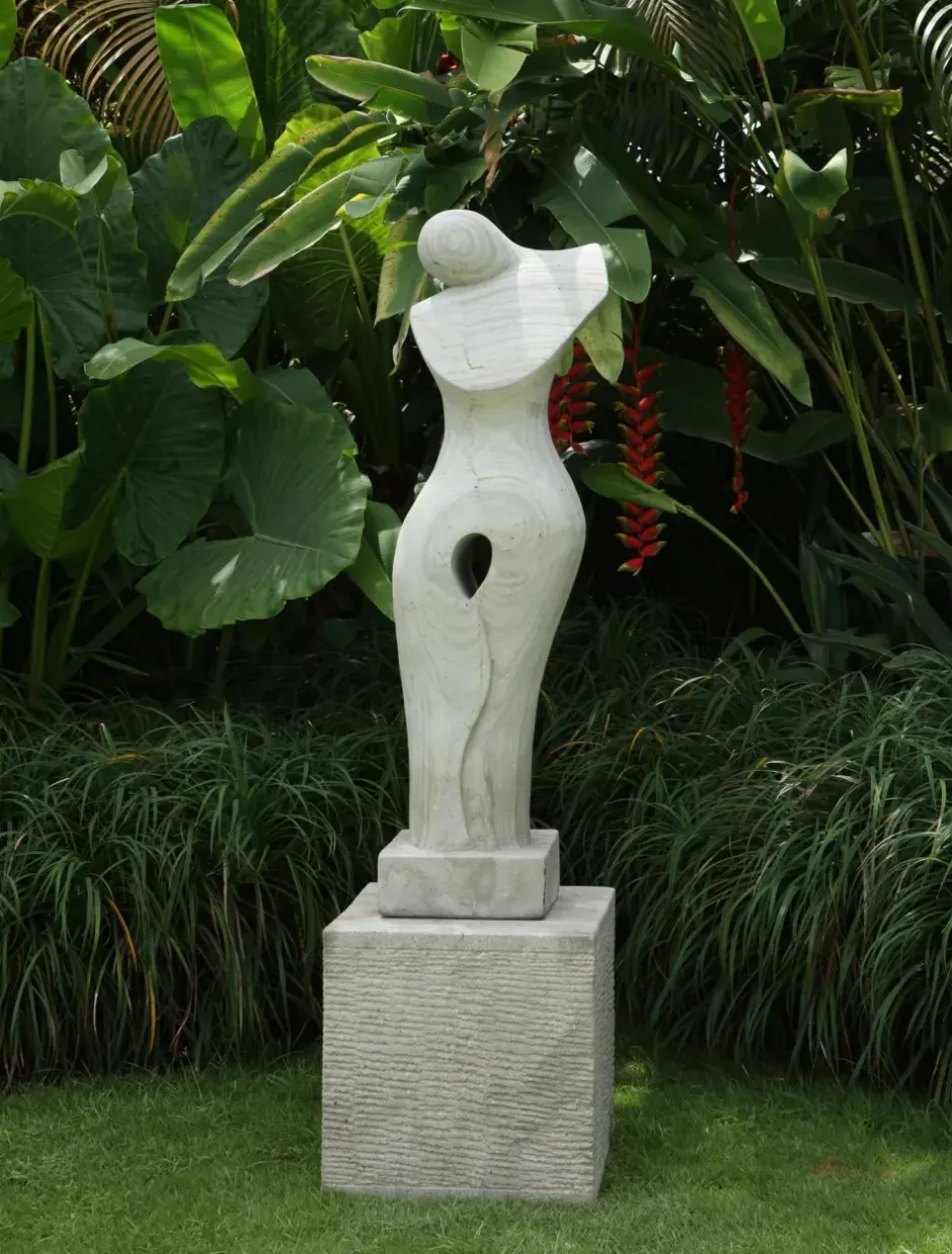 Statues & Sculptures Contemporary^Timeless Contemporary Stone Garden Sculpture